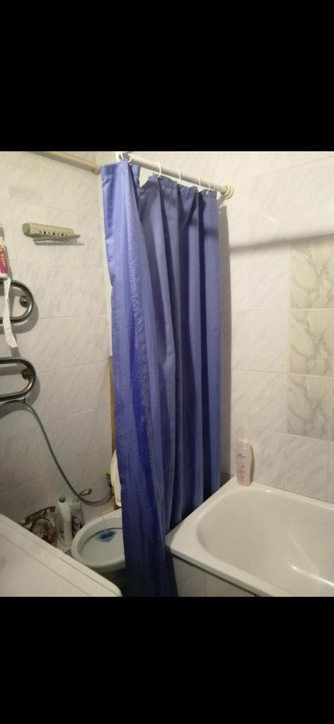 Продажа 3-комнатной квартиры, Батайск, Оборонный пер,  6