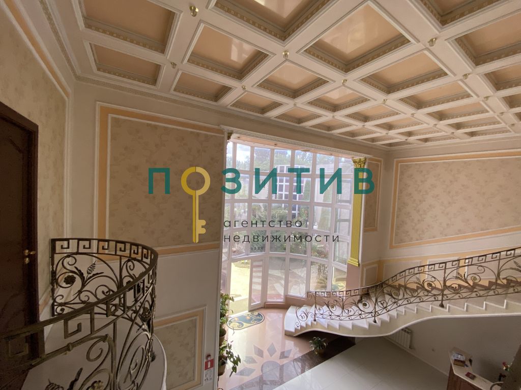 Продажа коммерческой недвижимости, 1499м <sup>2</sup>, Пятигорск, Бунимовича ул,  1