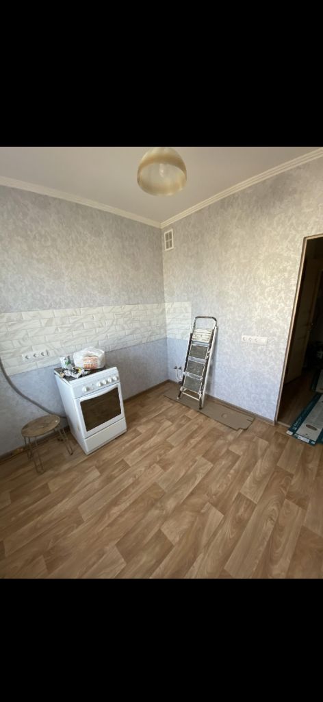 Продажа 1-комнатной квартиры, Батайск, Октябрьская ул,  126