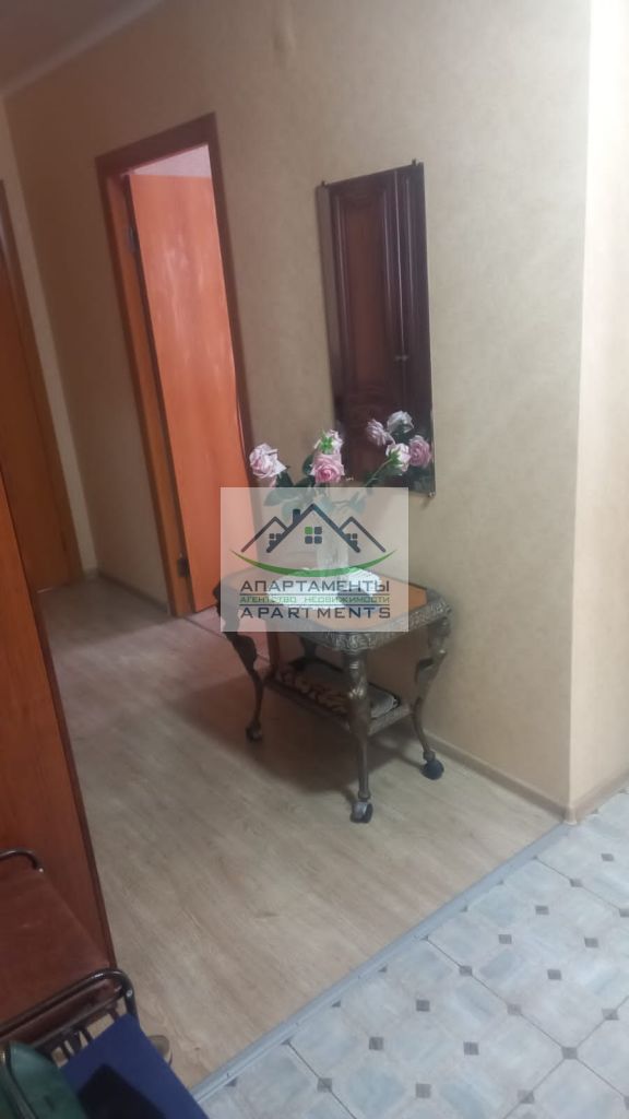 Продажа 2-комнатной квартиры, Кисловодск, Островского ул,  36