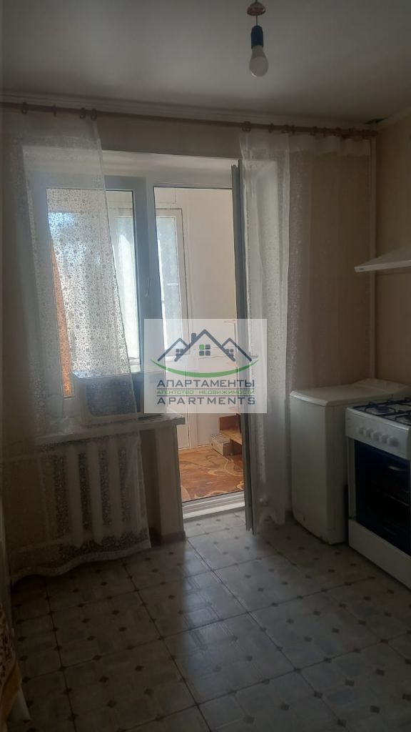 Продажа 2-комнатной квартиры, Кисловодск, Островского ул,  36