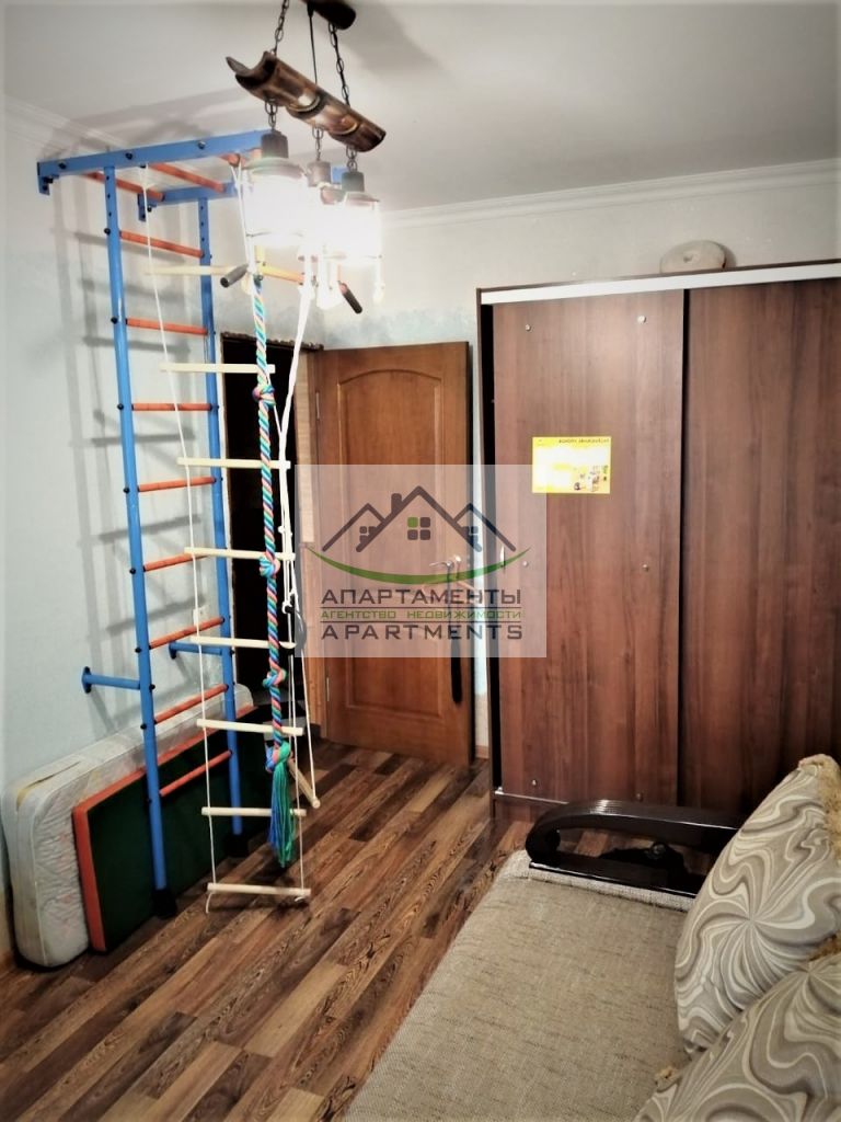 Продажа 4-комнатной квартиры, Кисловодск, Красивая ул