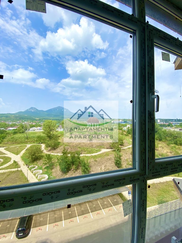 Продажа 3-комнатной квартиры, Пятигорск, Адмиральского ул,  1А