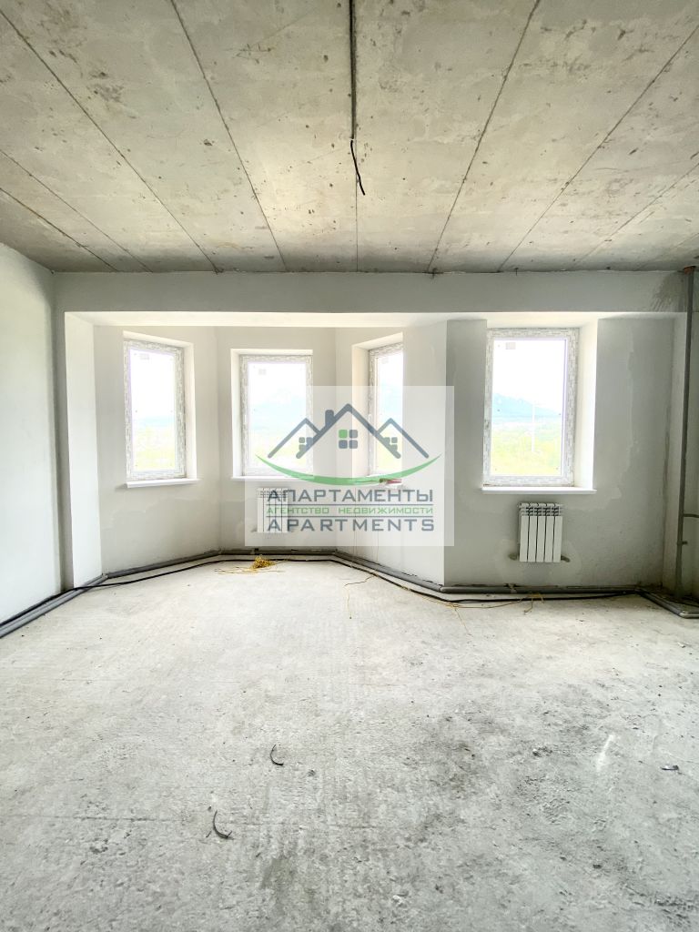 Продажа 3-комнатной квартиры, Пятигорск, Адмиральского ул,  1А