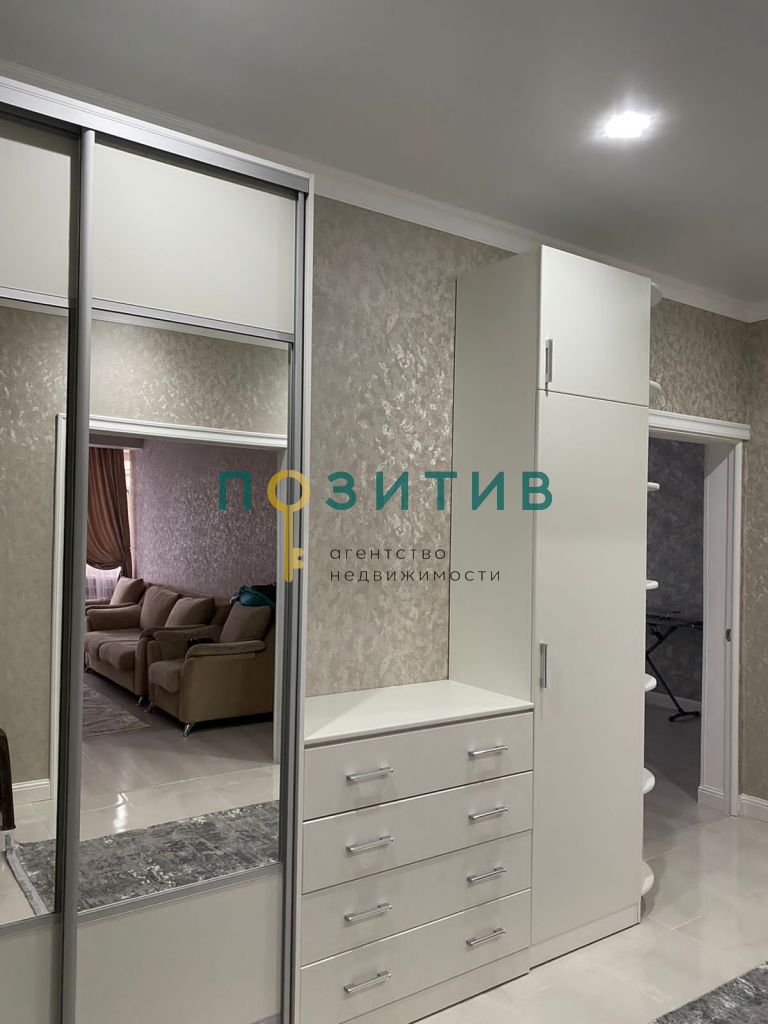 Продажа 2-комнатной квартиры, Пятигорск, Адмиральского ул,  1а