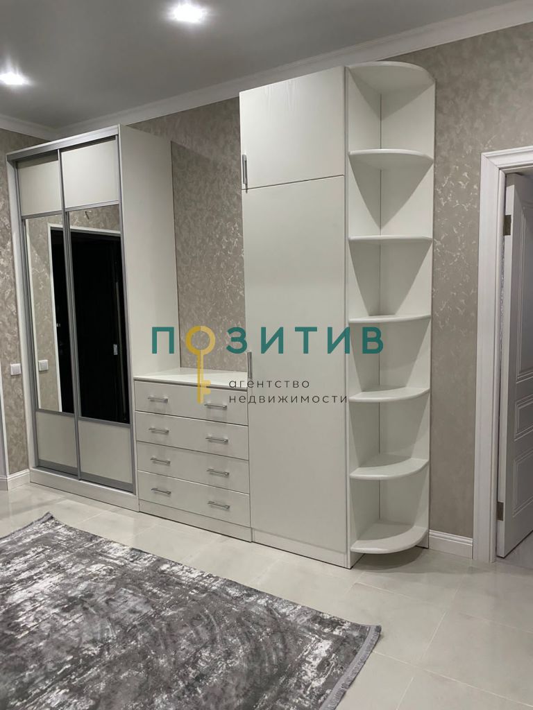 Продажа 2-комнатной квартиры, Пятигорск, Адмиральского ул,  1а