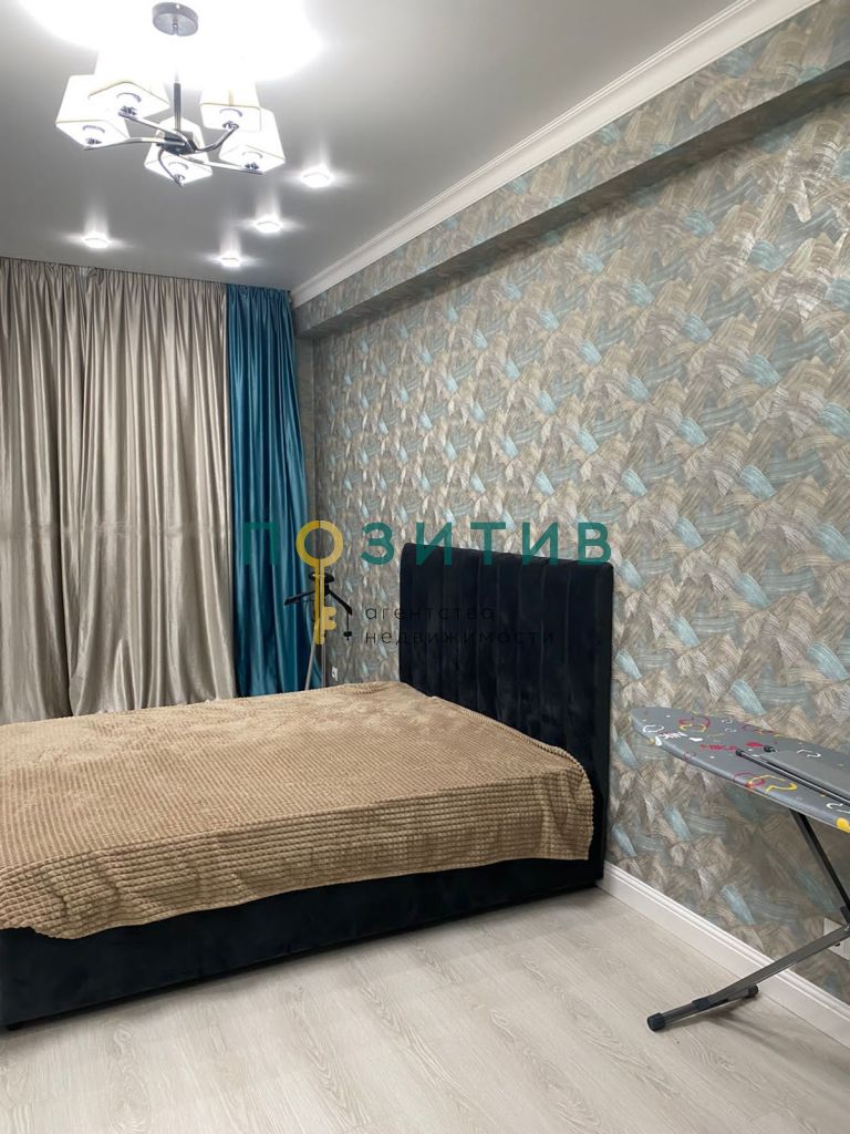 Продажа 2-комнатной квартиры, Пятигорск, Адмиральского ул,  1а