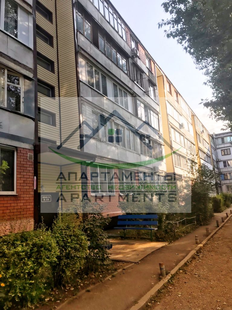 Продажа 2-комнатной квартиры, Пятигорск, Адмиральского ул,  8 к 4