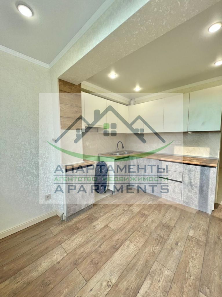 Продажа 3-комнатной квартиры, Пятигорск, Калинина пр-кт,  2к2