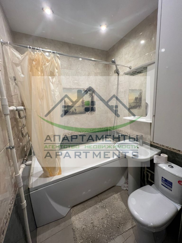 Продажа 3-комнатной квартиры, Пятигорск, Калинина пр-кт,  5а