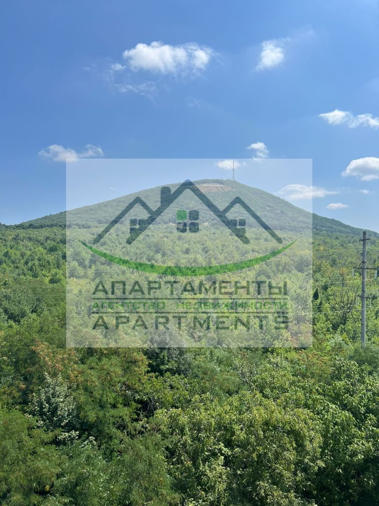 Продажа 3-комнатной квартиры, Пятигорск, Калинина пр-кт,  5а