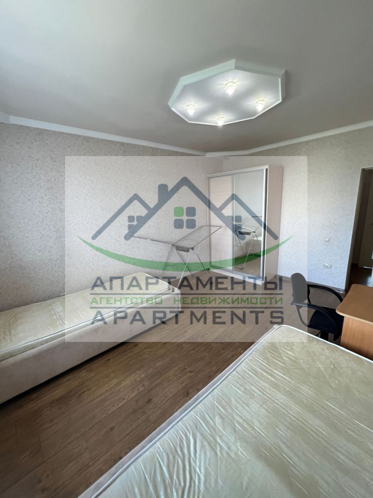 Продажа 3-комнатной квартиры, Пятигорск, Калинина пр-кт,  5а