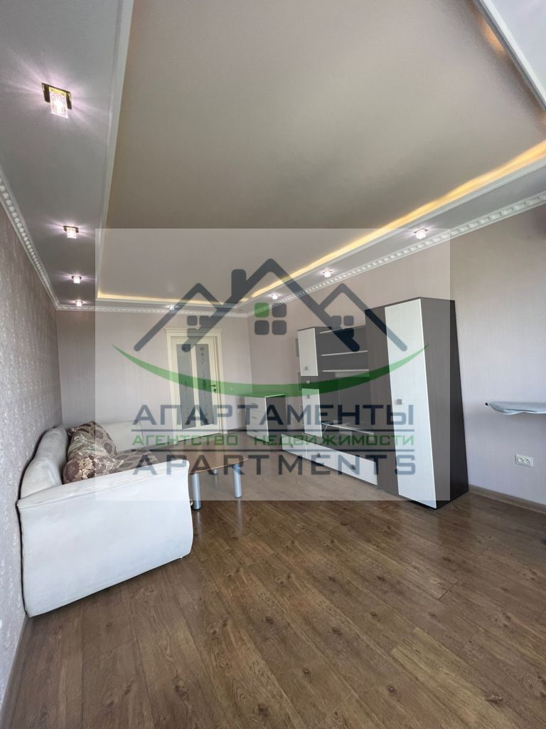 Продажа 3-комнатной квартиры, Пятигорск, Калинина пр-кт,  5а