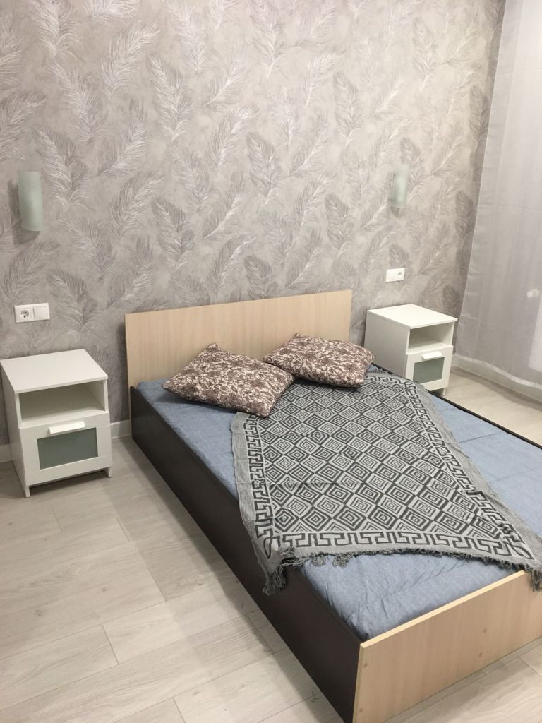 Аренда 2-комнатной квартиры, Батайск, Комсомольская ул,  131а 