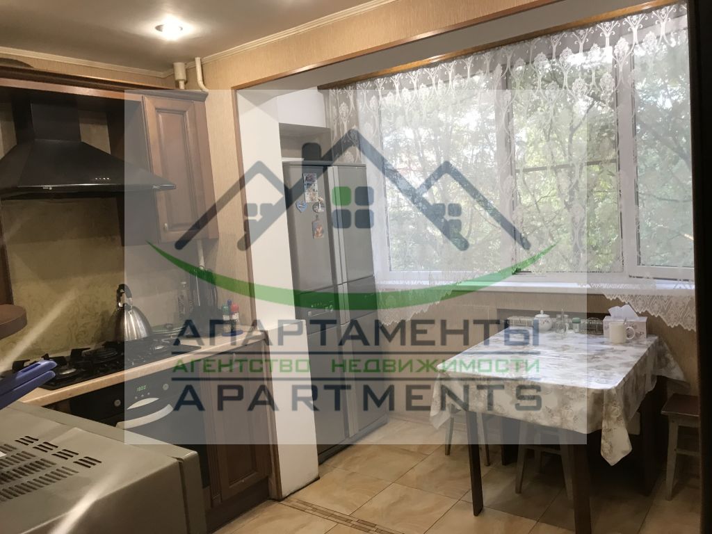 Продажа 4-комнатной квартиры, Пятигорск, Бутырина ул,  1