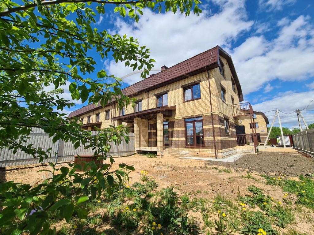 Продажа дома, 205м <sup>2</sup>, 2 сот., Брусилово, Новая,  12/1