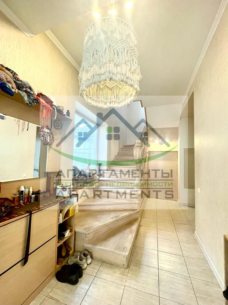 Продажа дома, 280м <sup>2</sup>, 3 сот., Пятигорск, Безымянныйпер,  40