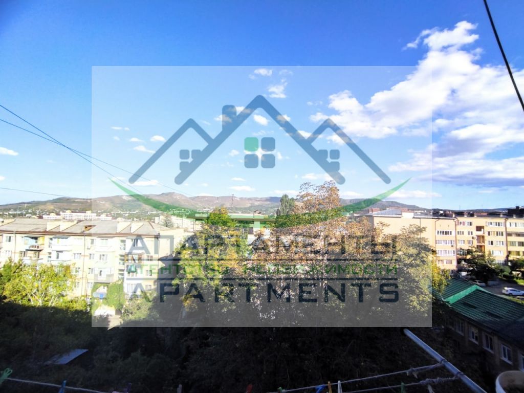 Продажа 2-комнатной квартиры, Кисловодск, Советская ул,  3