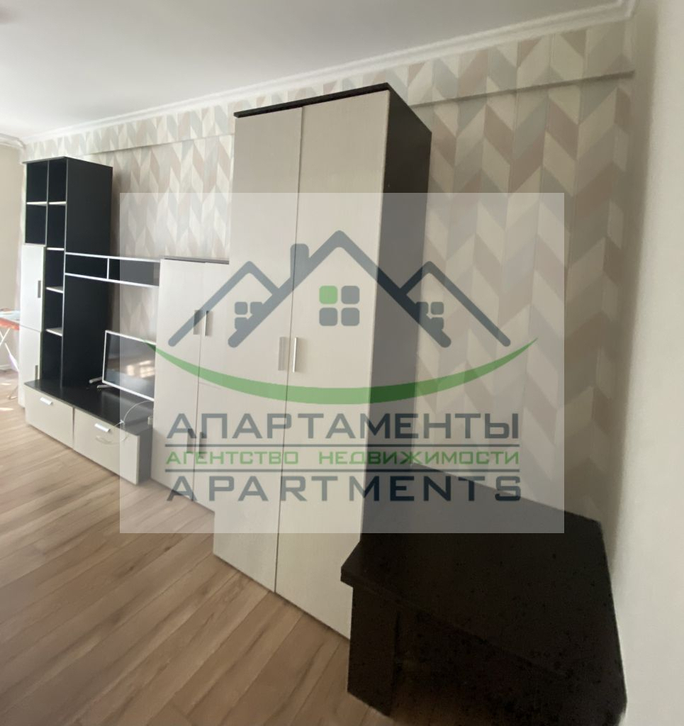 Продажа 3-комнатной квартиры, Ессентуки, Озерная ул,  4