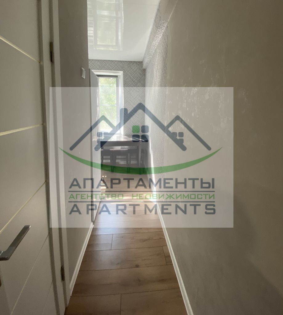 Продажа 3-комнатной квартиры, Ессентуки, Озерная ул,  4