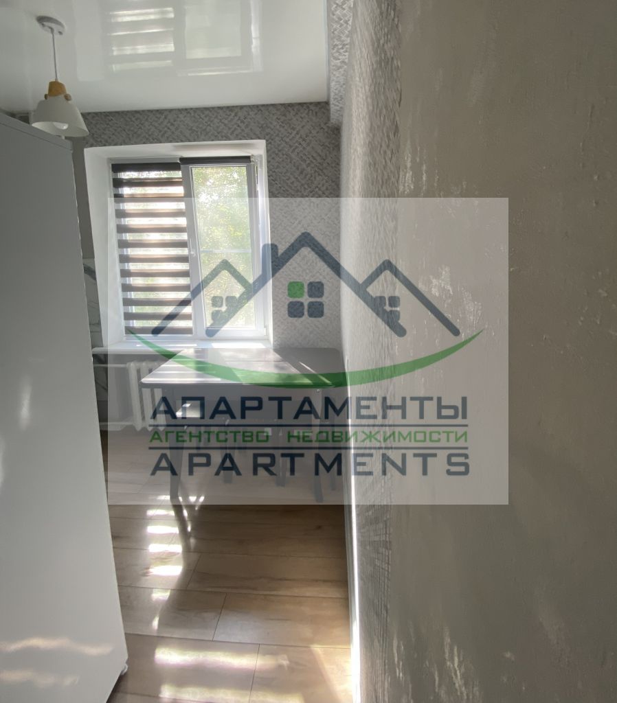 Продажа 3-комнатной квартиры, Ессентуки, Озерная ул,  4