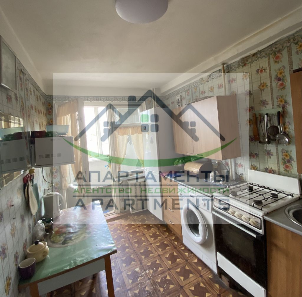 Продажа 3-комнатной квартиры, Ессентуки, Октябрьская ул,  432