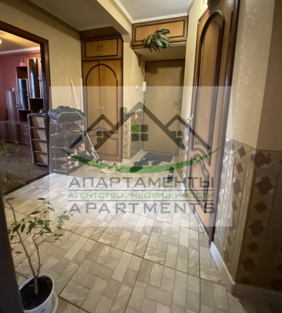 Продажа 3-комнатной квартиры, Ессентуки, Октябрьская ул,  434