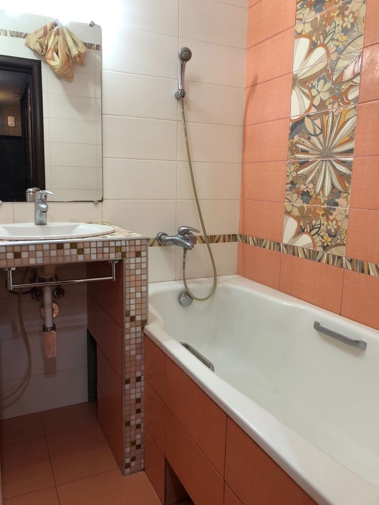 Продажа 3-комнатной квартиры, Саратов, Нагорный 5-й проезд,  28к5