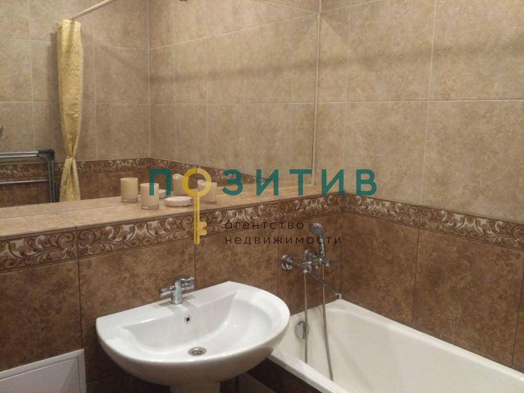 Продажа 2-комнатной квартиры, Пятигорск, Калинина пр-кт,  5а
