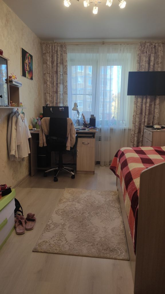 Продажа 3-комнатной квартиры, Смоленск, Памфилова ул,  9