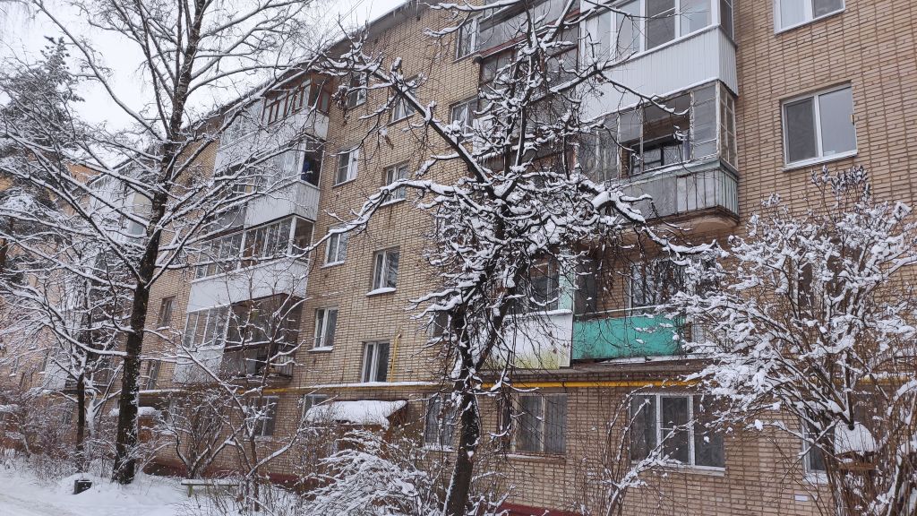 Продажа 3-комнатной квартиры, Смоленск, Памфилова ул,  9