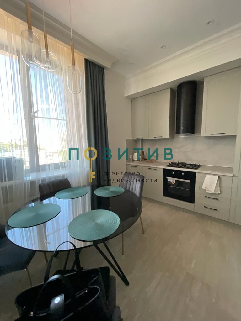 Продажа 4-комнатной квартиры, Пятигорск, Пестова ул,  17А