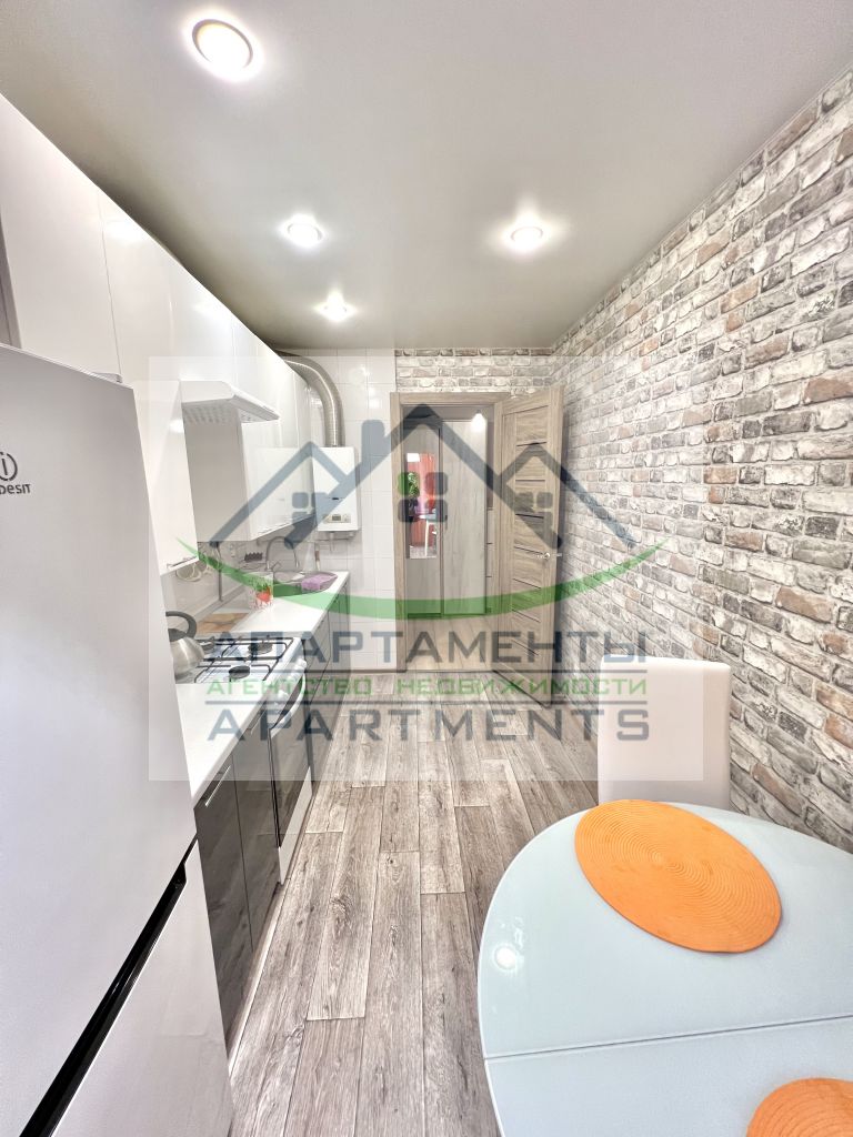 Продажа 2-комнатной квартиры, Иноземцево, Гагарина ,  2Б