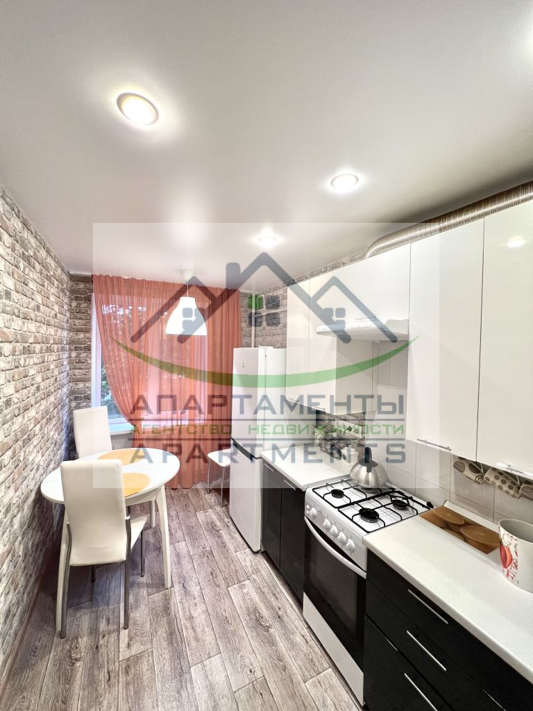 Продажа 2-комнатной квартиры, Иноземцево, Гагарина ,  2Б