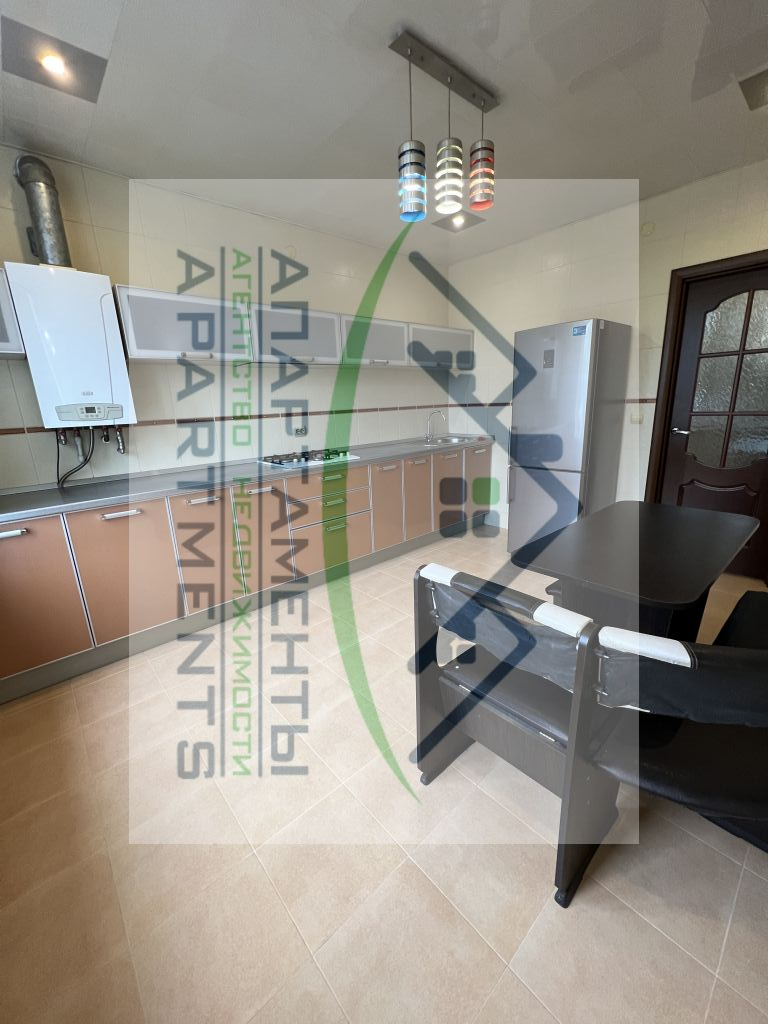 Продажа 2-комнатной квартиры, Пятигорск, Розы Люксембург ул,  42