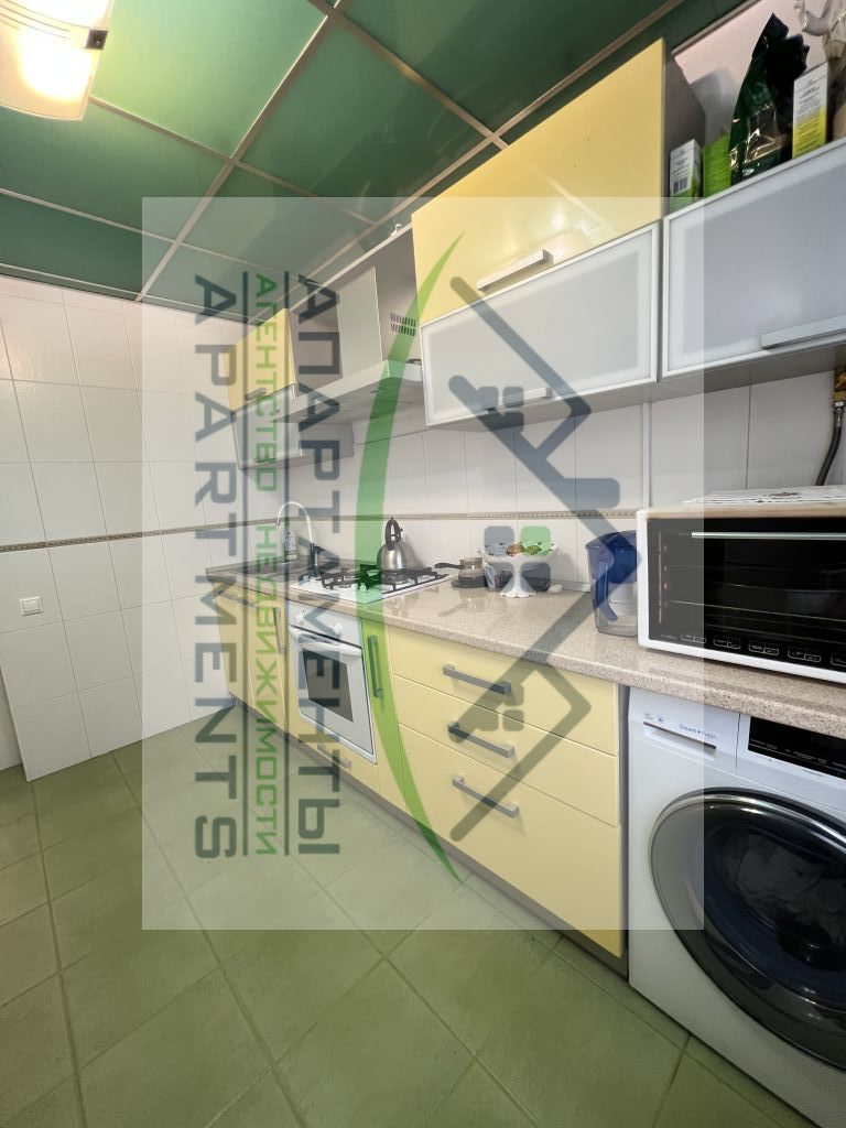 Продажа 3-комнатной квартиры, Пятигорск, Адмиральского ул,  57