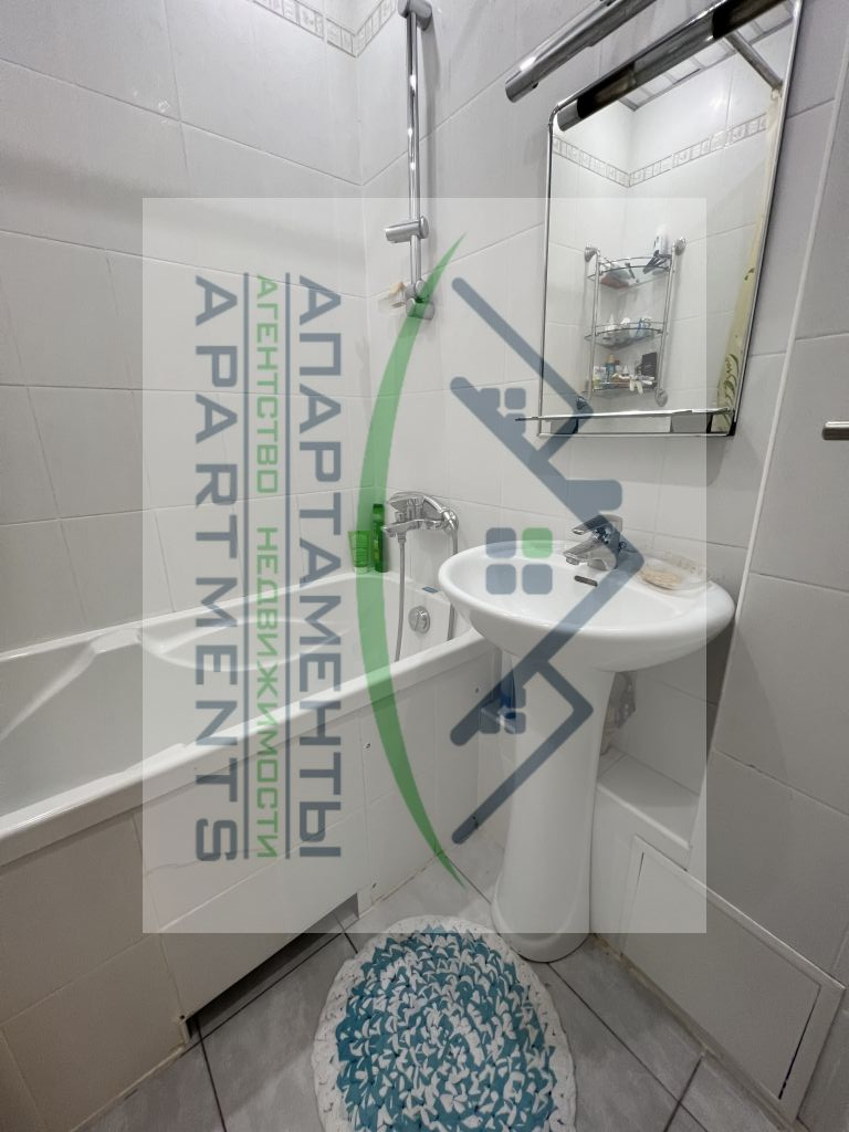 Продажа 3-комнатной квартиры, Пятигорск, Адмиральского ул,  57