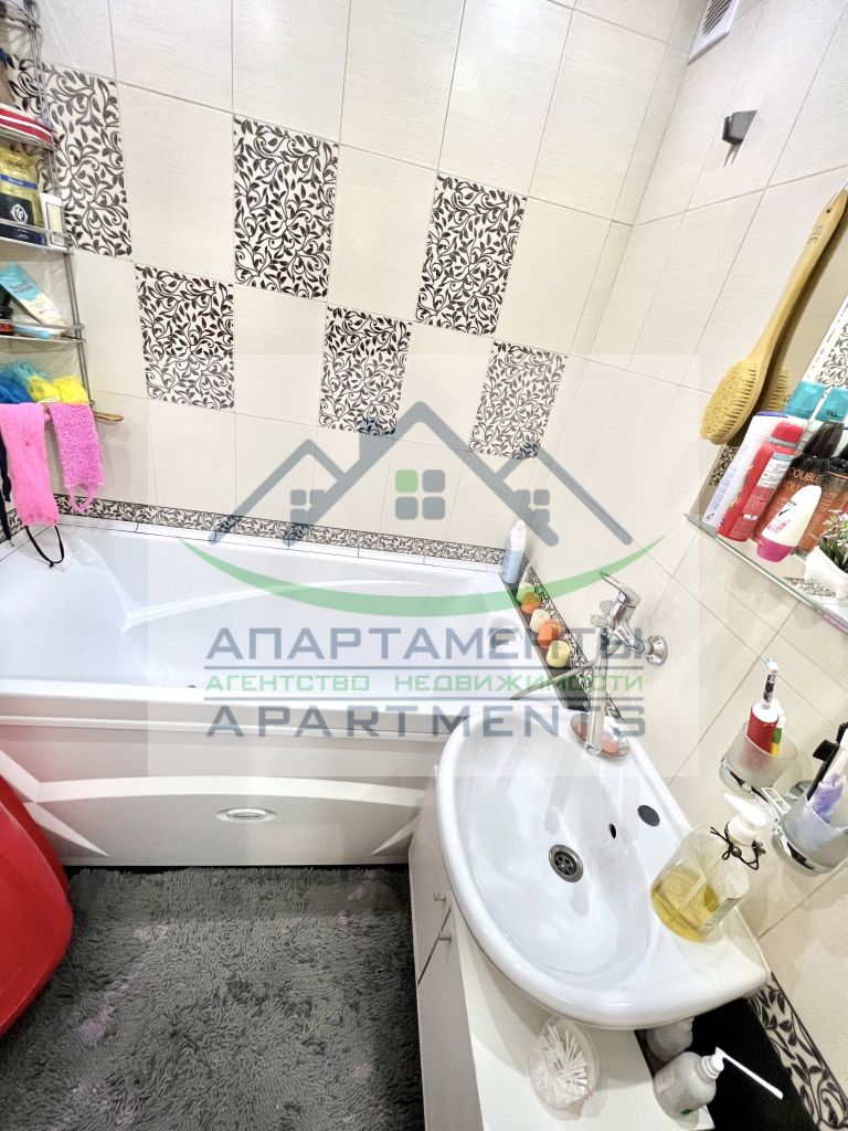 Продажа 2-комнатной квартиры, Иноземцево, Кирова ,  5