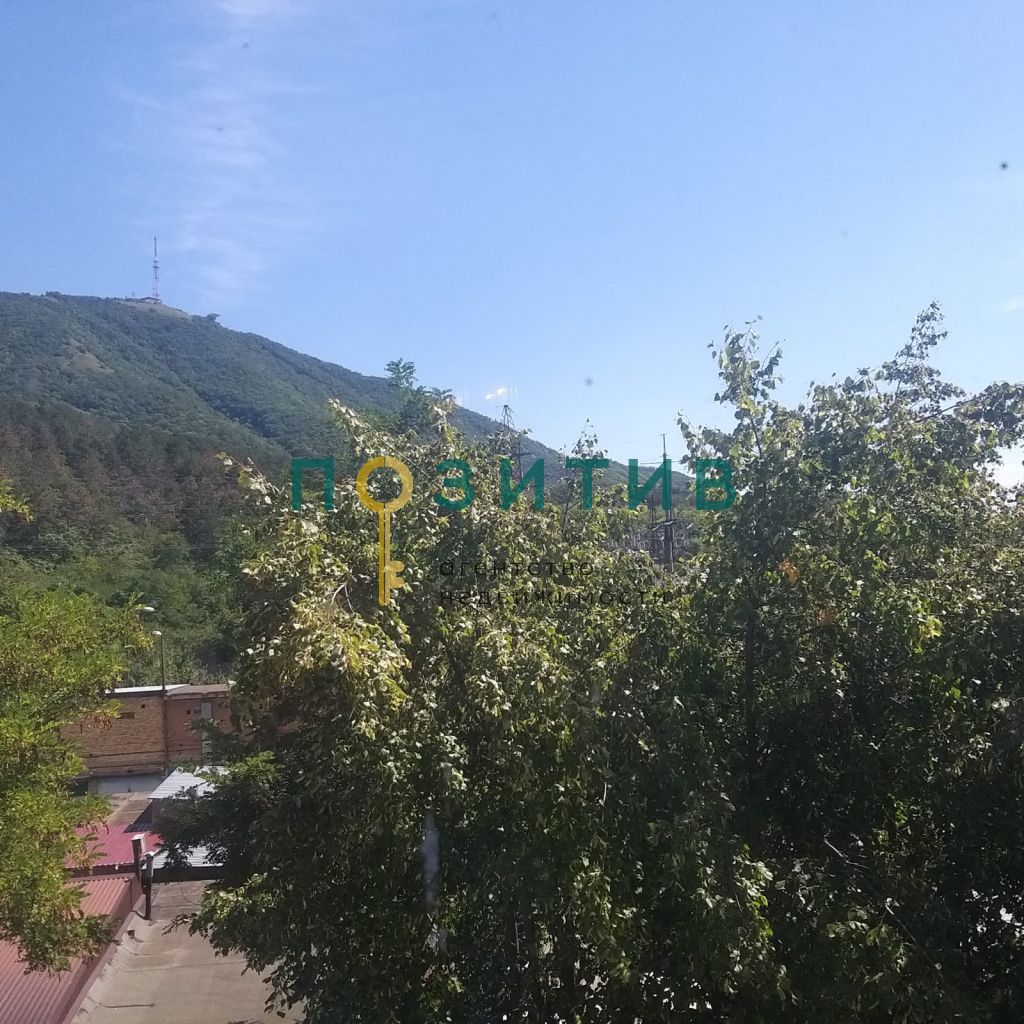 Продажа 4-комнатной квартиры, Пятигорск, Крайнего ул,  4