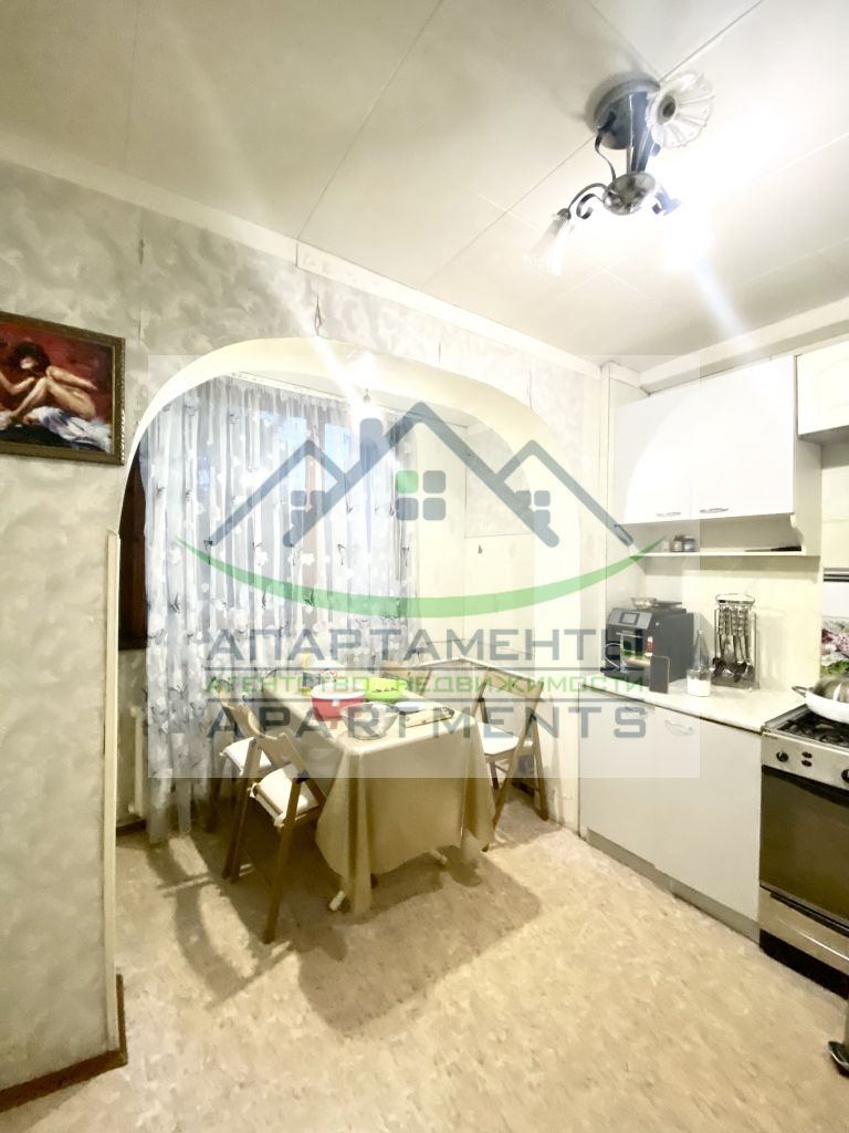 Продажа 3-комнатной квартиры, Пятигорск, Калинина пр-кт,  2к2