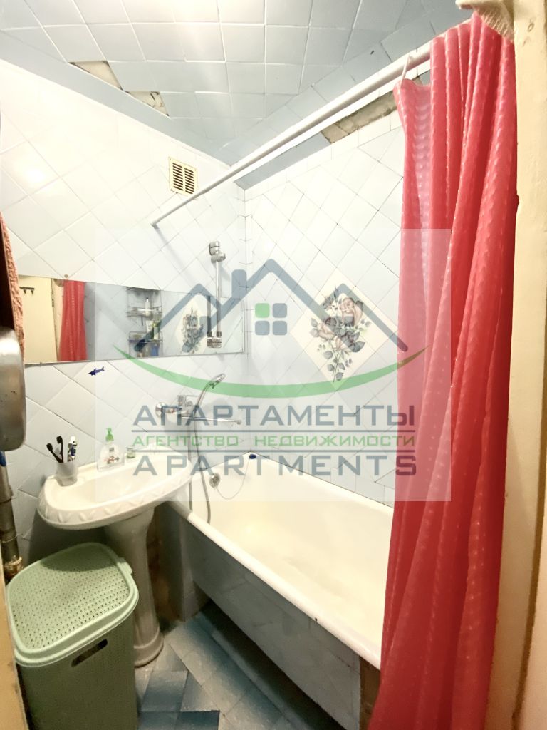 Продажа 3-комнатной квартиры, Пятигорск, Калинина пр-кт,  2к2