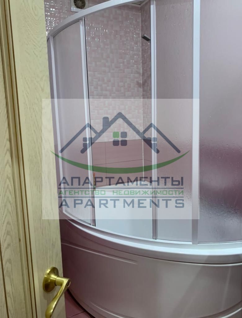 Продажа 3-комнатной квартиры, Ессентуки, Защитников Отечества ул,  20