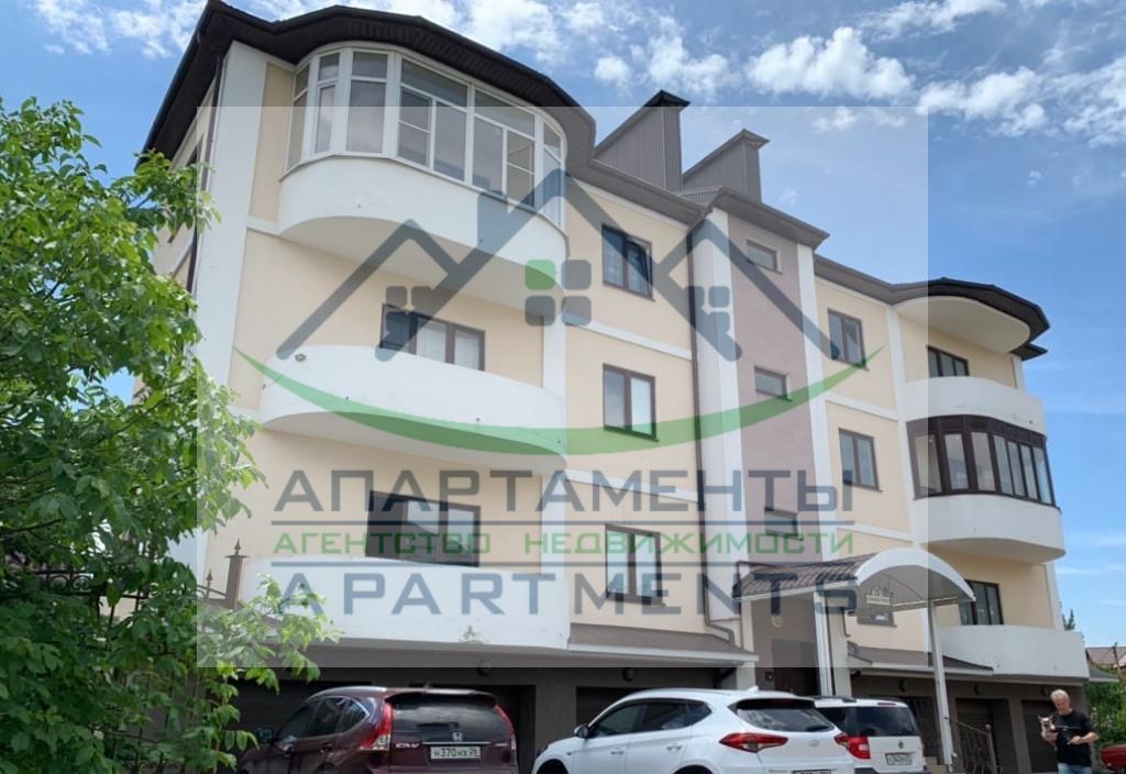 Продажа 3-комнатной квартиры, Ессентуки, Защитников Отечества ул,  20