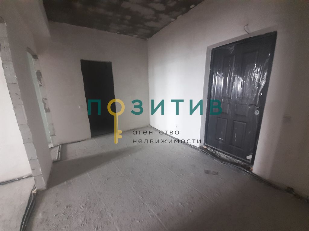 Продажа 2-комнатной квартиры, Пятигорск, Адмиральского ул,  1а