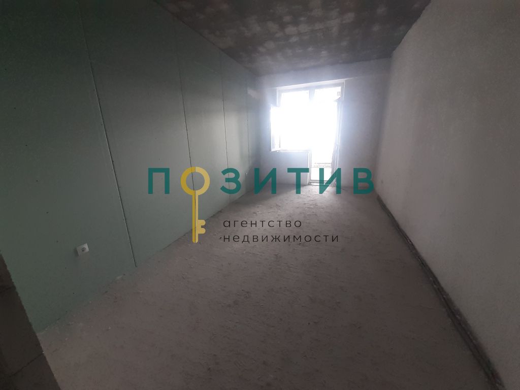 Продажа 2-комнатной квартиры, Пятигорск, Адмиральского ул,  1а