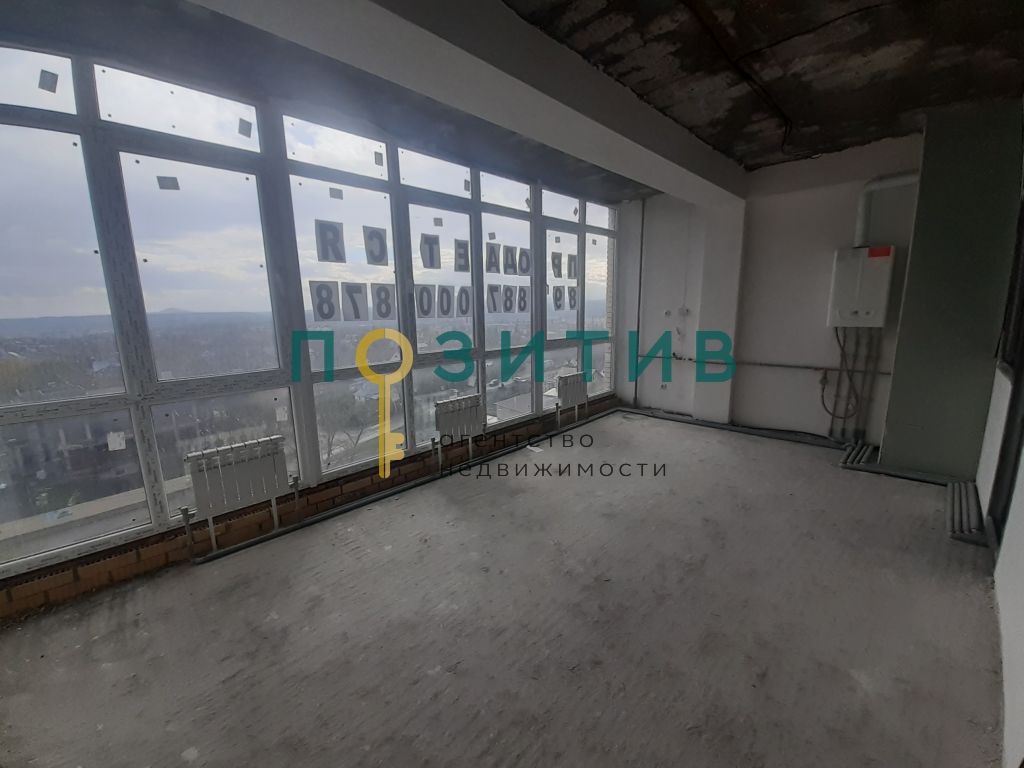 Продажа 2-комнатной квартиры, Пятигорск, Адмиральского ул,  1а