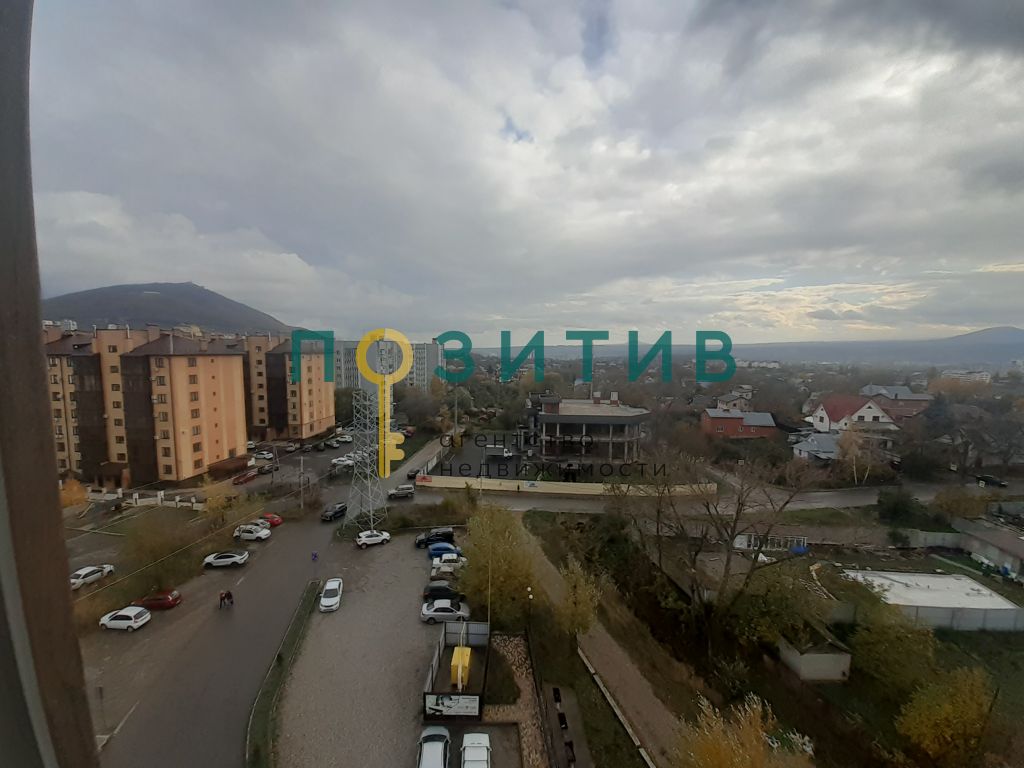 Продажа 2-комнатной квартиры, Пятигорск, Адмиральского ул,  1а