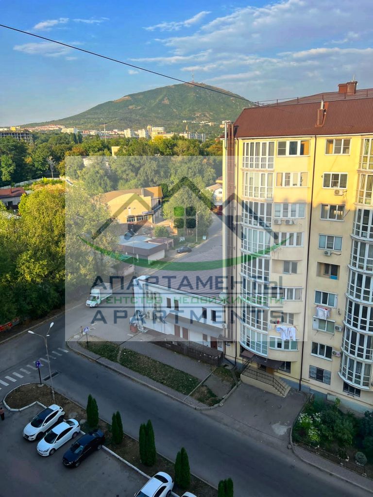 Продажа 2-комнатной квартиры, Пятигорск, Оранжерейная ул,  21к4