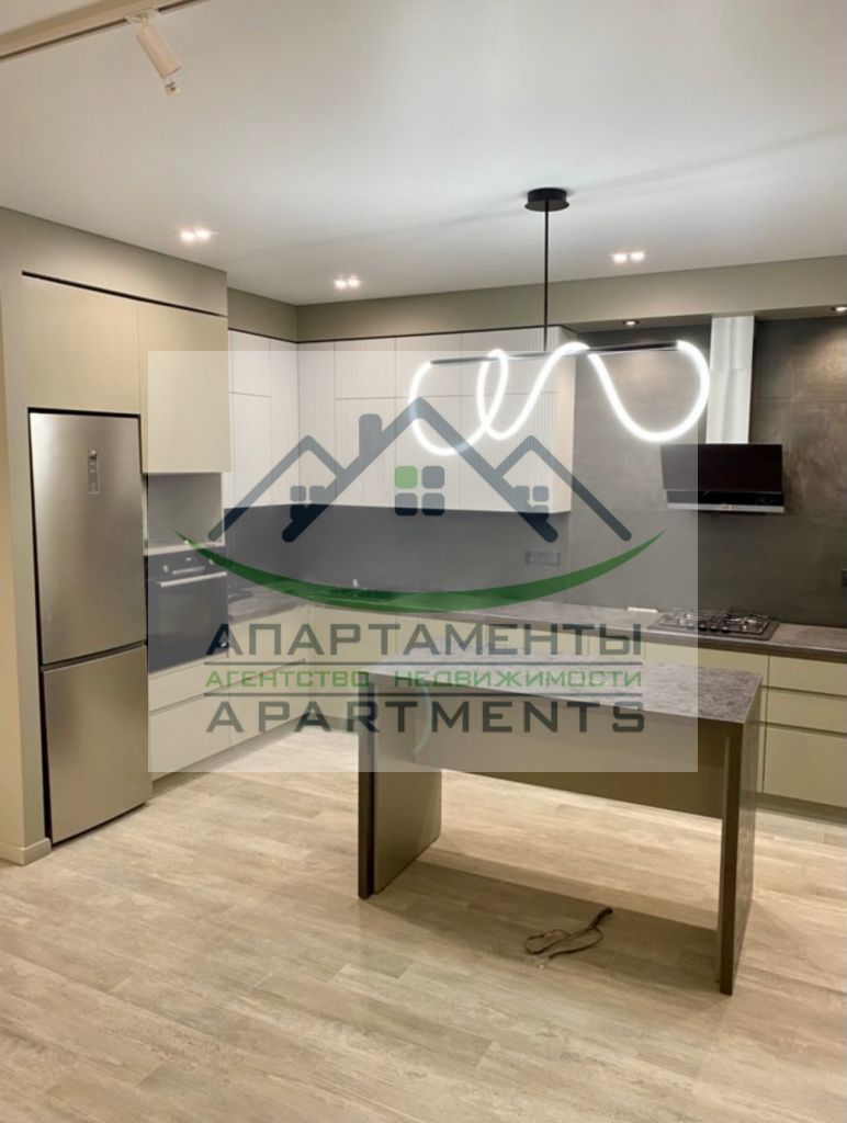 Продажа 2-комнатной квартиры, Пятигорск, Адмиральского ул,  1А