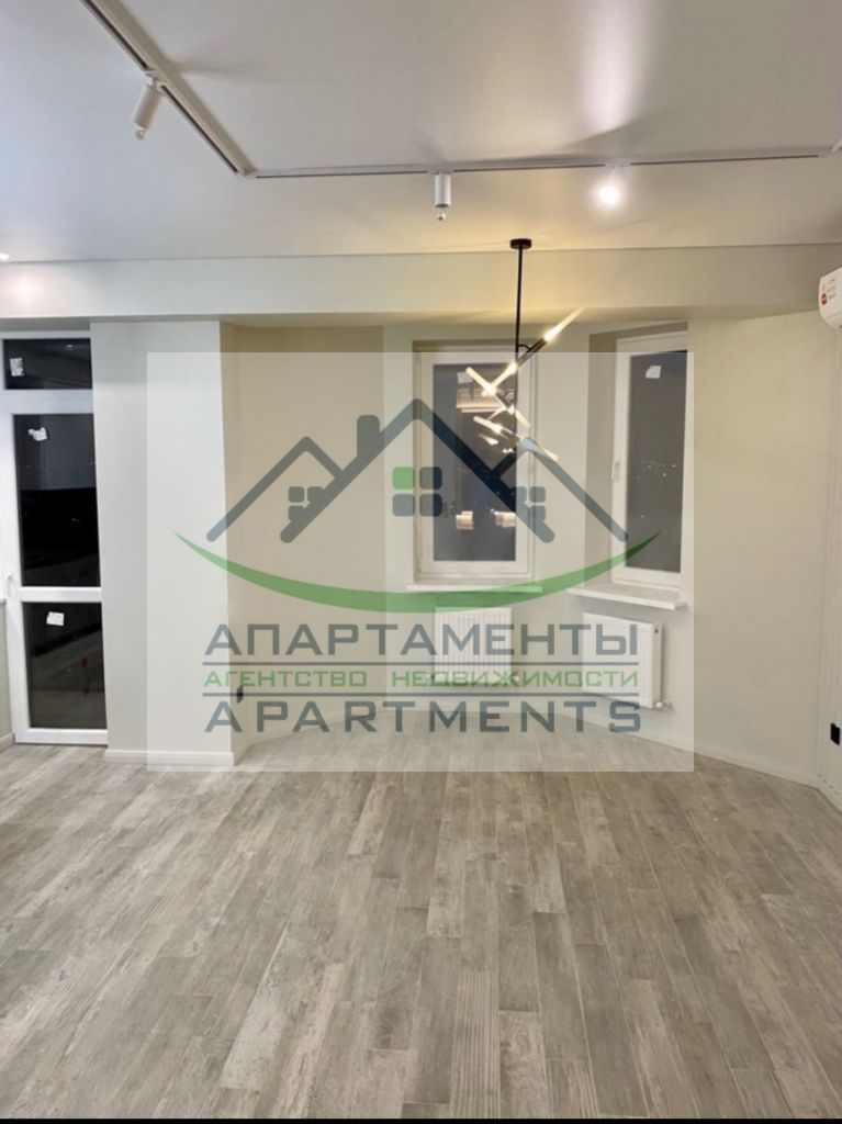 Продажа 2-комнатной квартиры, Пятигорск, Адмиральского ул,  1А